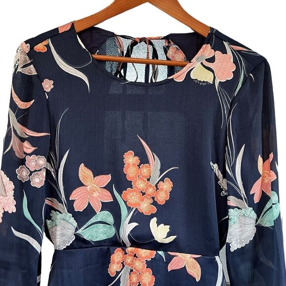 Lulus floral mini dress with open back. Size small - Picture 2 of 9